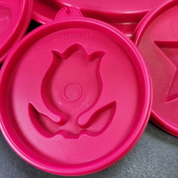 Tupperware Jello Mold Jel-N-Serve 7 Piece Set Four Design Inserts 616 - Picture 5 of 10